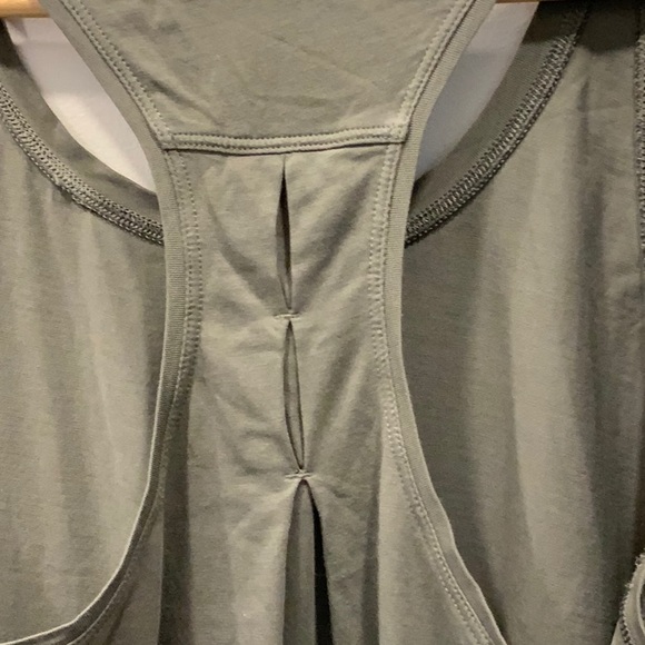 Lululemon kaki love tank - Picture 4 of 4